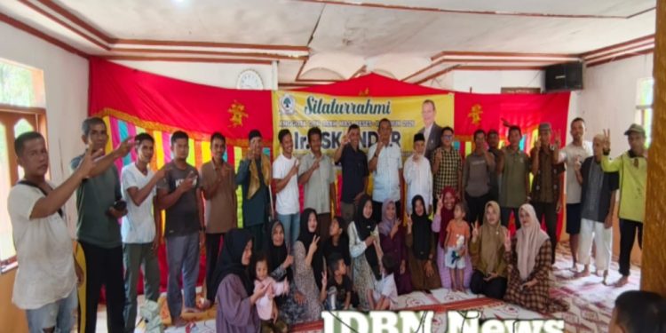 Reses di Leubang Hulu, Warga Titip Aspirasi Pembangunan ke Iskandar DPRA
