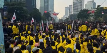 Ribuan Mahasiswa Gelar Aksi di Bundaran HI, Ini Lima Tuntutan kepada Pemerintah