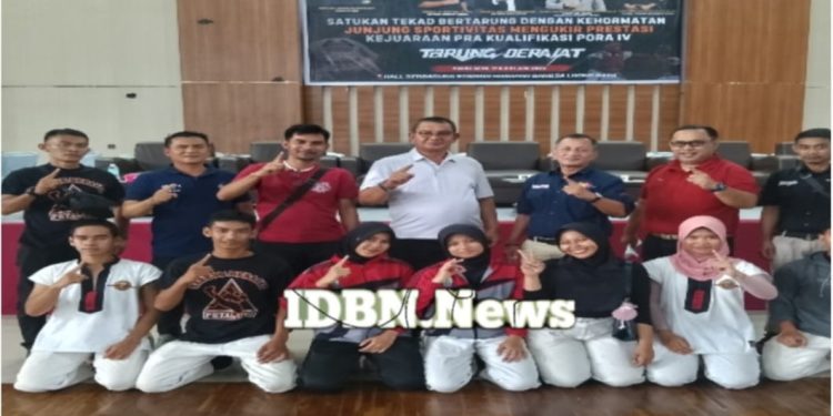 Iskandar Hadir Langsung Dampingi Atlet Tarung Derajat Simeulue di Pra PORA Aceh