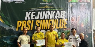 Mirkam – Is Memori Sabet Gelar Juara Ganda Veteran Kejurkab Bulutangkis Simeulue