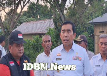 Bupati Monas Tinjau Jalan Rusak di Simeulue Timur