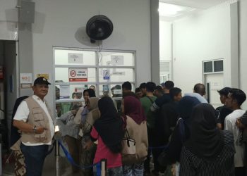 Koordinasi Intensif Iskandar DPRA, KMP Teluk Sinabang Akhirnya Berlayar ke Simeulue.