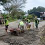 PUPR Simeulue Mulai Benahi Jalan Rusak Menuju Pelabuhan Feri